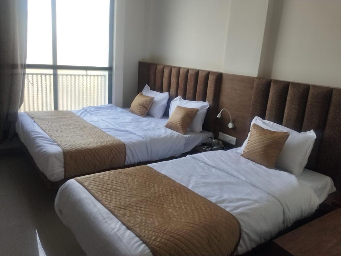 Hotel Sai Krupa Ahmedabad Exterior photo